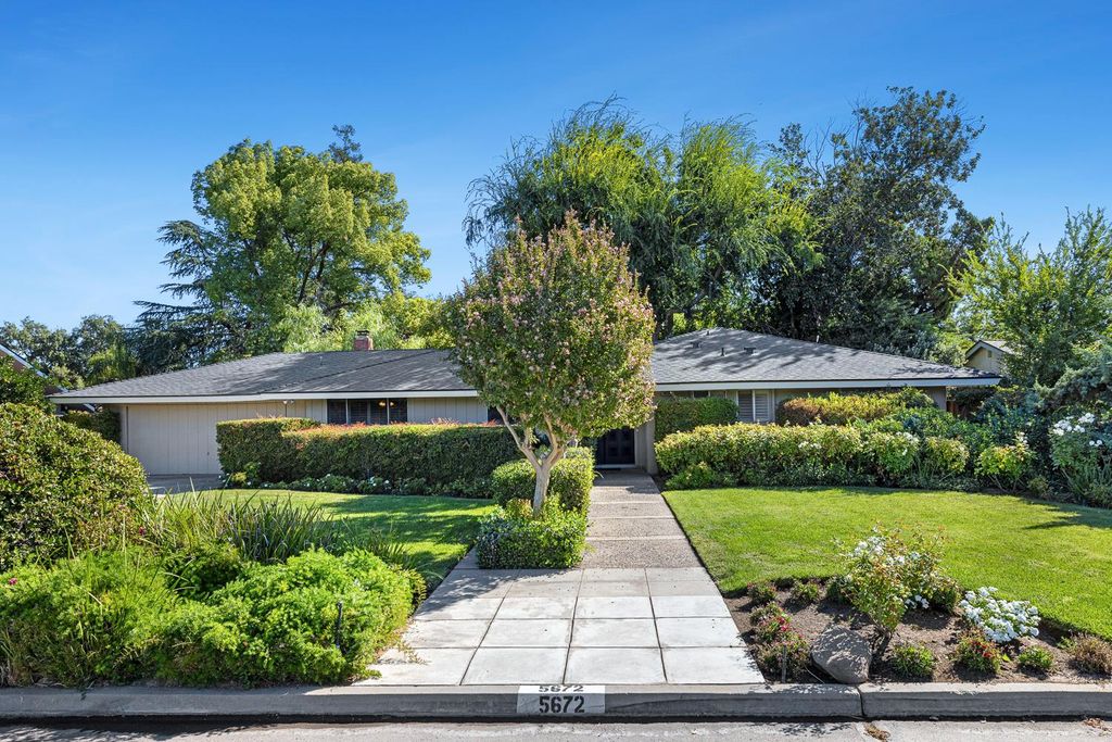 5672 N Ferger Avenue, Fresno, CA 93704