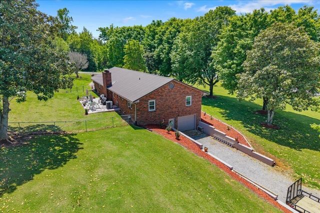 2065 Hwy 30, E, Athens, TN 37303