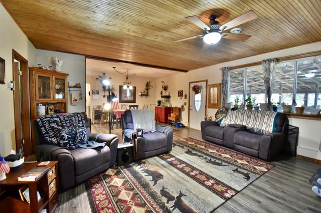 19375 573rd Avenue, Greenleaf Twp, MN 55355