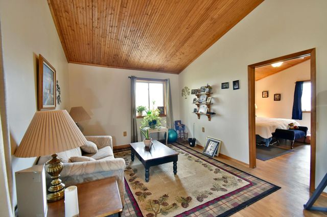 19375 573rd Avenue, Greenleaf Twp, MN 55355