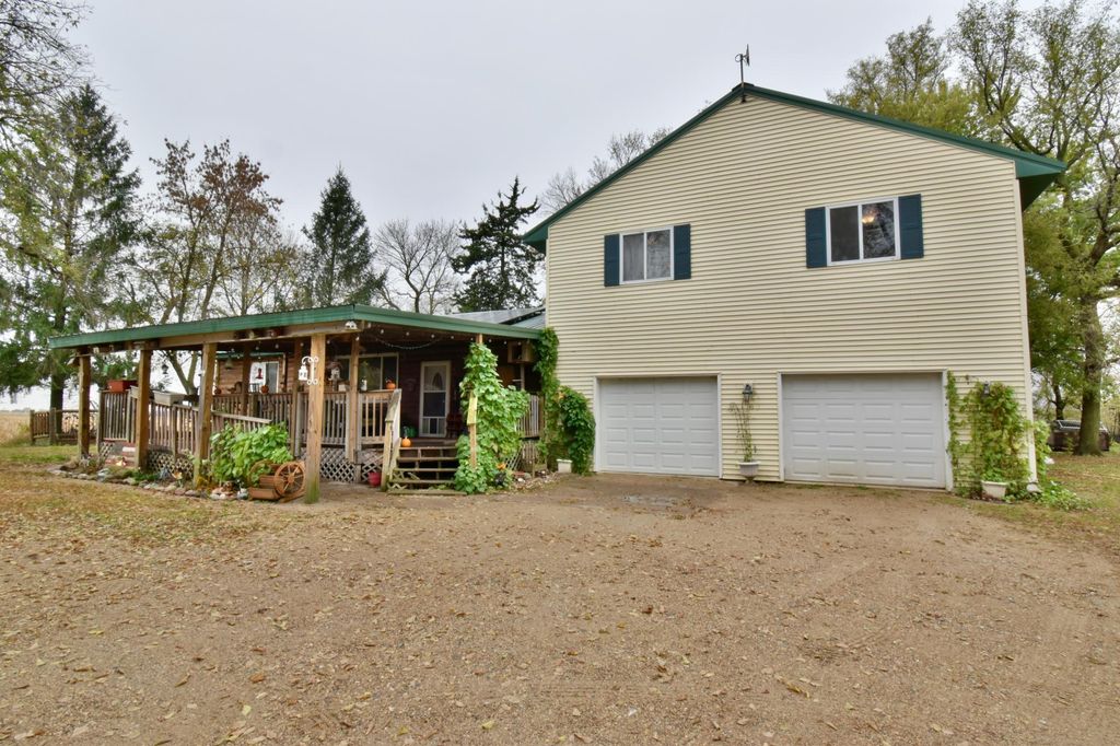 19375 573rd Avenue, Greenleaf Twp, MN 55355