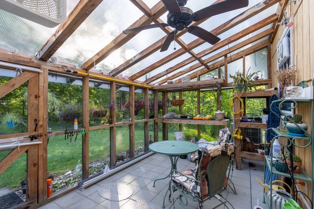 1 Corttiss Rd, Thompson, CT 06255