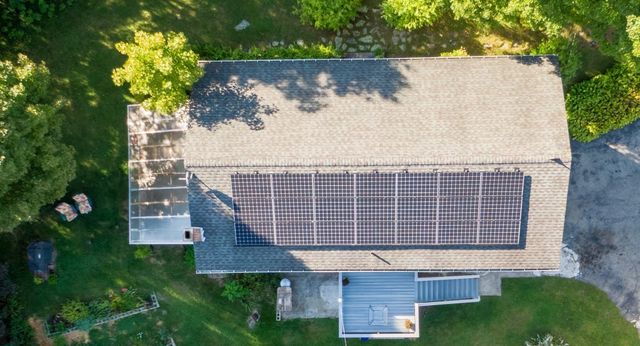 1 Corttiss Rd, Thompson, CT 06255