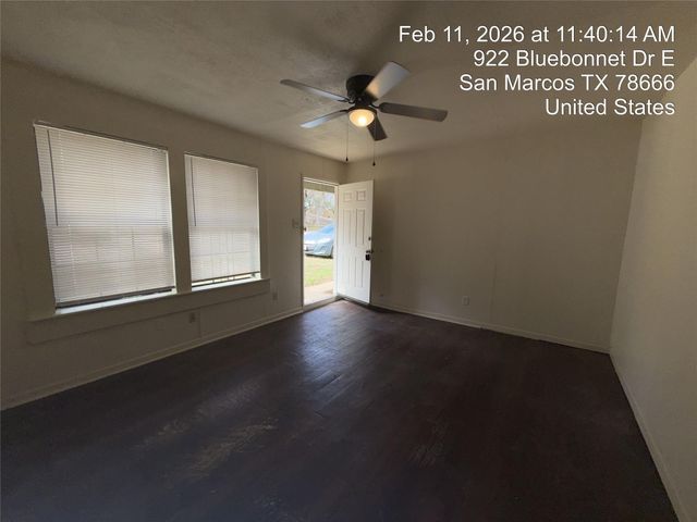 920-922 E Bluebonnet DR, San Marcos, TX 78666