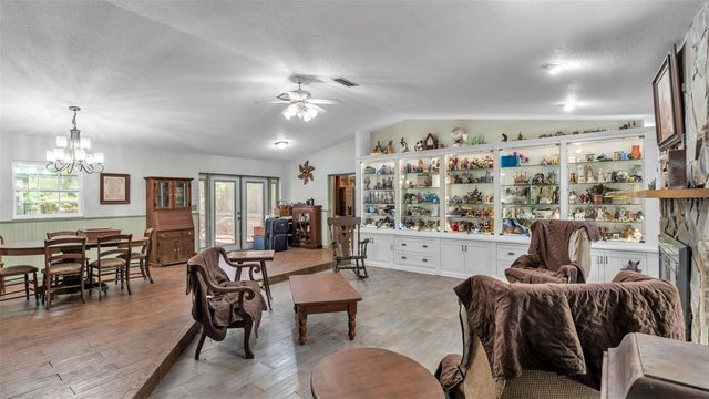 1121 OLD POLK CITY ROAD SW, Lakeland, FL 33809