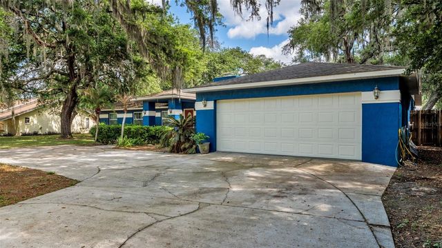1121 OLD POLK CITY ROAD SW, Lakeland, FL 33809