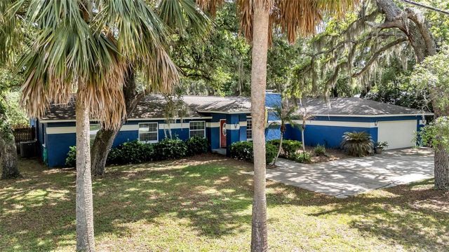 1121 OLD POLK CITY ROAD SW, Lakeland, FL 33809
