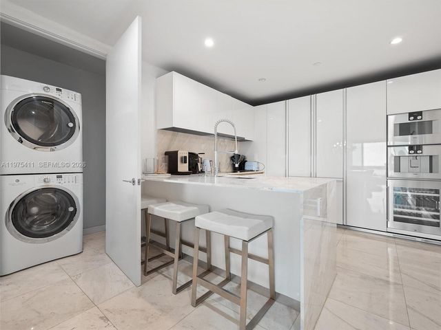 10203 Collins Ave 1105, Bal Harbour, FL 33154