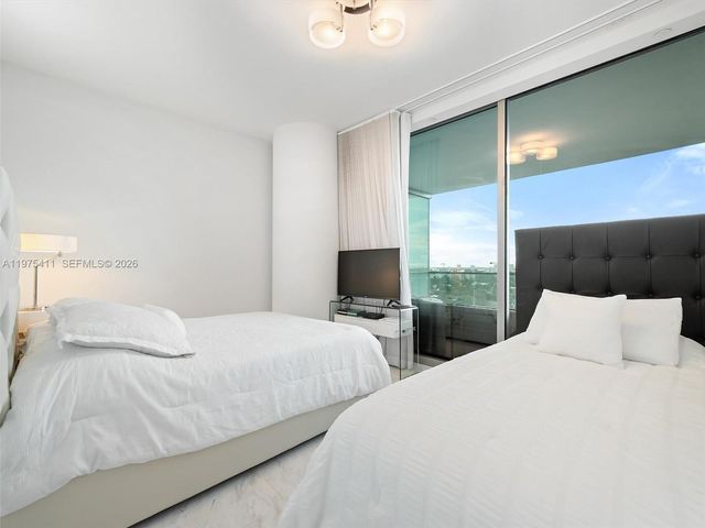 10203 Collins Ave 1105, Bal Harbour, FL 33154