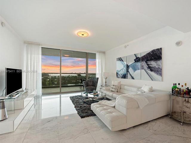 10203 Collins Ave 1105, Bal Harbour, FL 33154