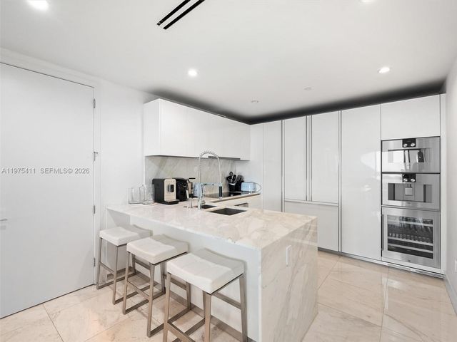 10203 Collins Ave 1105, Bal Harbour, FL 33154