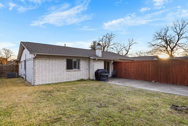1913 Mission Drive, Garland, TX 75042
