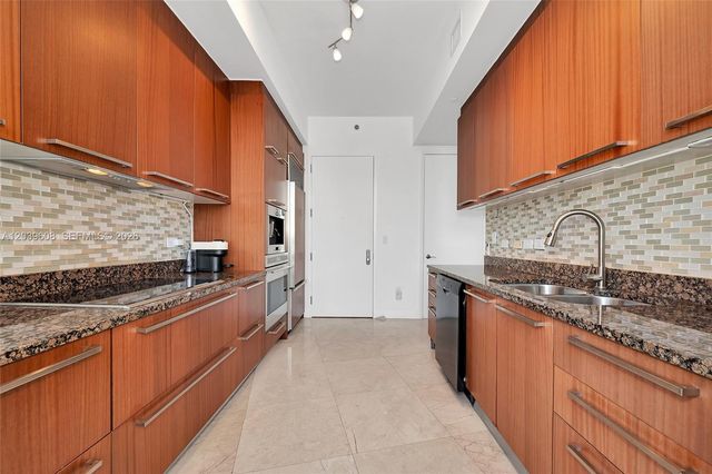 16001 collins ave 1005, Sunny Isles Beach, FL 33160