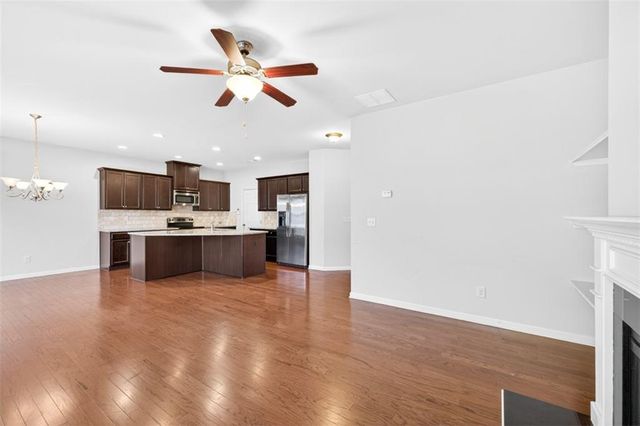 2899 Cooper Brook Drive, Snellville, GA 30078