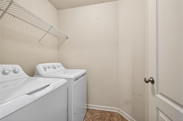 2899 Cooper Brook Drive, Snellville, GA 30078