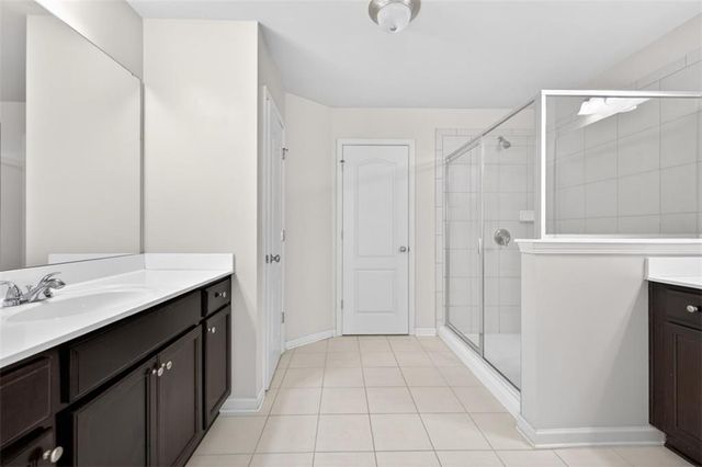 2899 Cooper Brook Drive, Snellville, GA 30078