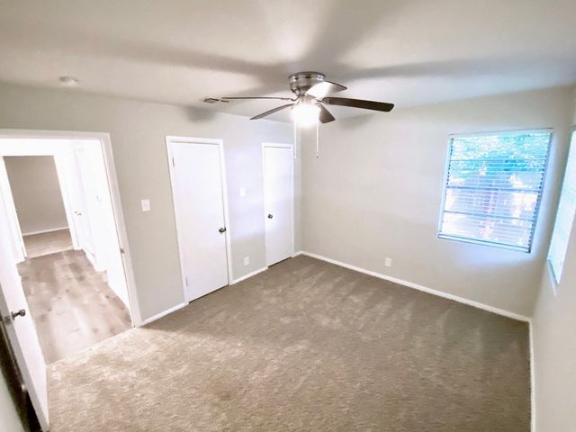 4808 Curzon Avenue, Fort Worth, TX 76107