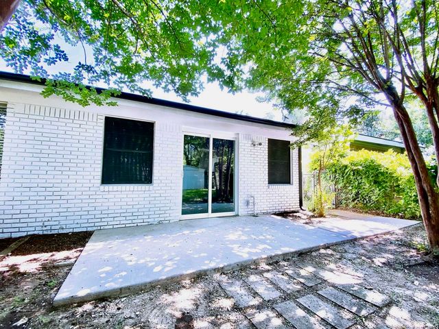 4808 Curzon Avenue, Fort Worth, TX 76107