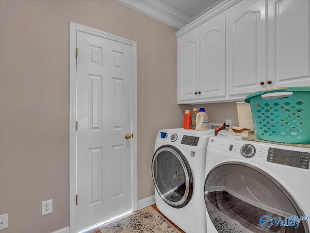 15383 Clodessa Drive, Athens, AL 35611