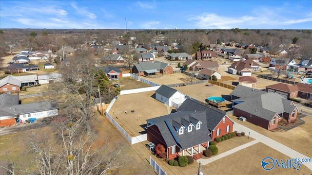 15383 Clodessa Drive, Athens, AL 35611