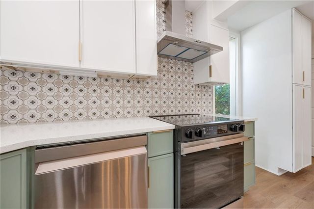 1079 Riverbend Club Drive SE, Atlanta, GA 30339