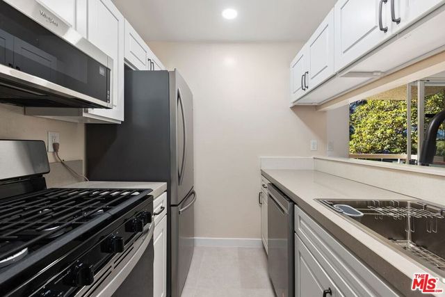 10960 ASHTON Avenue 101, Los Angeles, CA 90024