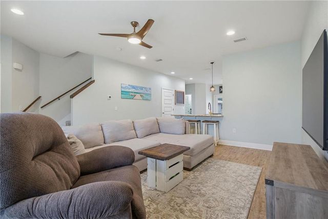 6090 Cobblestone Court, Gulf Shores, AL 36542