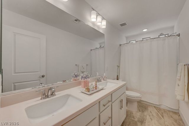 7135 Sunland Hills Avenue, Las Vegas, NV 89113