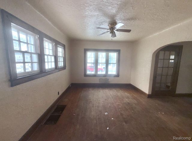 409 Gilbert Street, Jackson, MI 49202