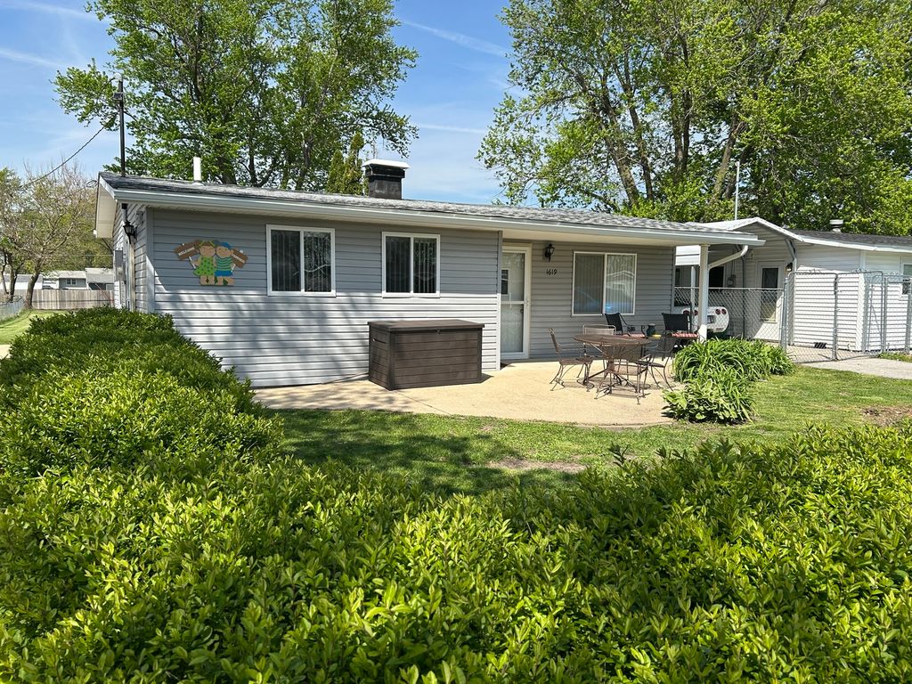 1619 116th Avenue, Milan, IL 61264