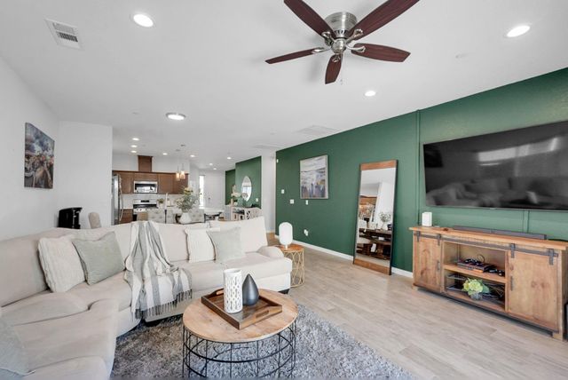 4010 Seashore Dr, Stockton, CA 95206
