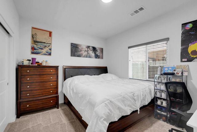 4010 Seashore Dr, Stockton, CA 95206