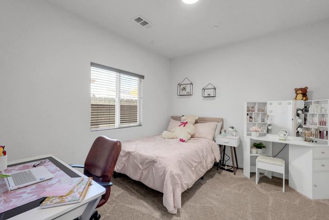 4010 Seashore Dr, Stockton, CA 95206