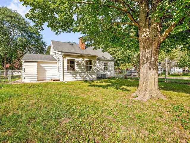 1502 Portland Avenue, Beloit, WI 53511