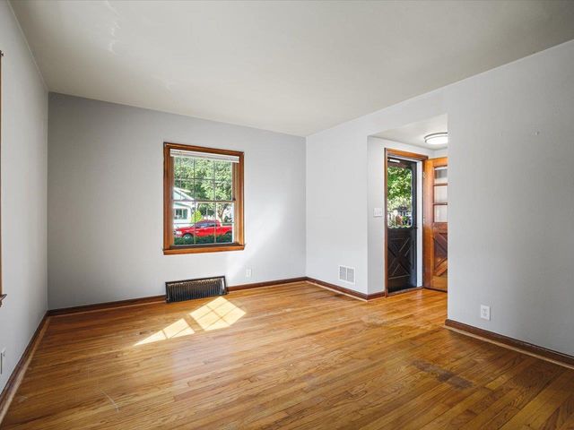 1502 Portland Avenue, Beloit, WI 53511