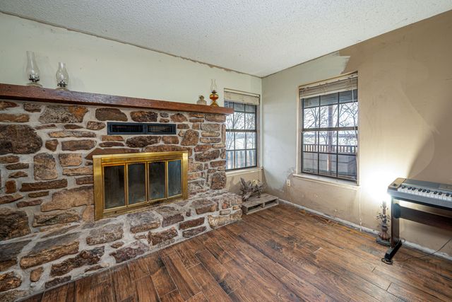 65444 E 256 Road, Grove, OK 74344