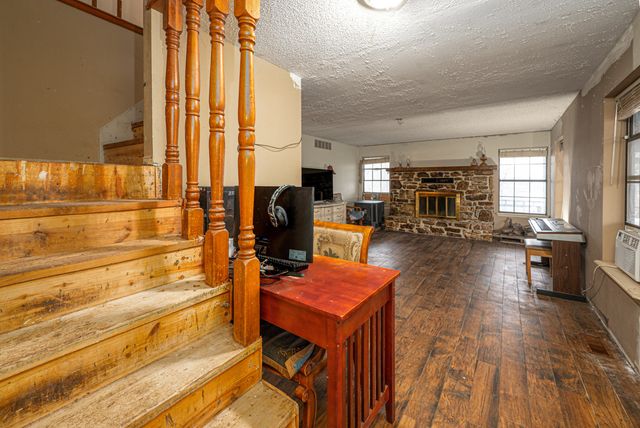 65444 E 256 Road, Grove, OK 74344