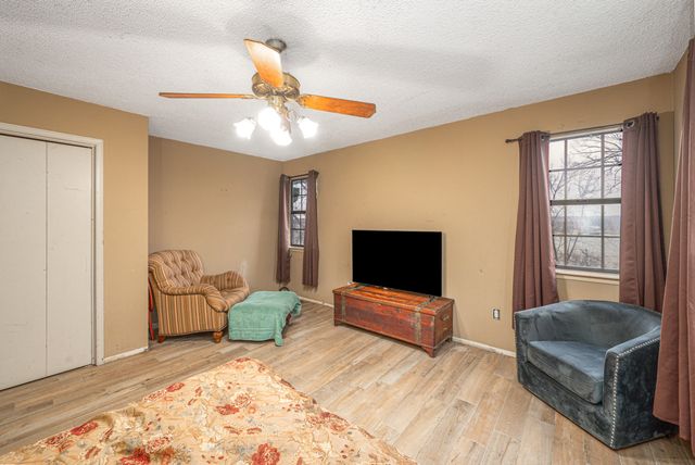 65444 E 256 Road, Grove, OK 74344