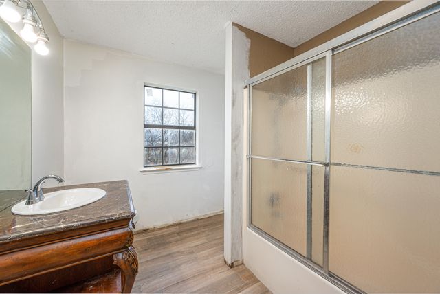 65444 E 256 Road, Grove, OK 74344