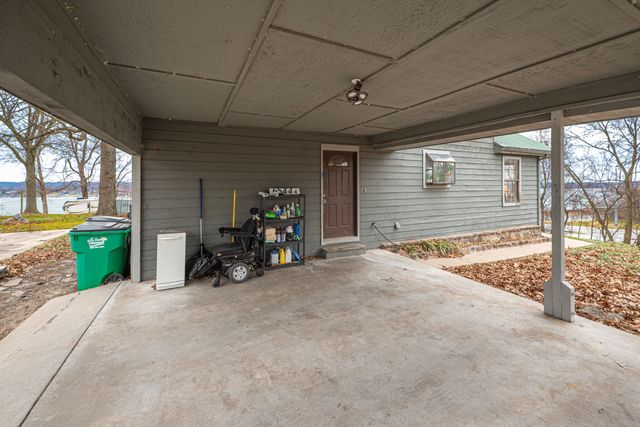 65444 E 256 Road, Grove, OK 74344