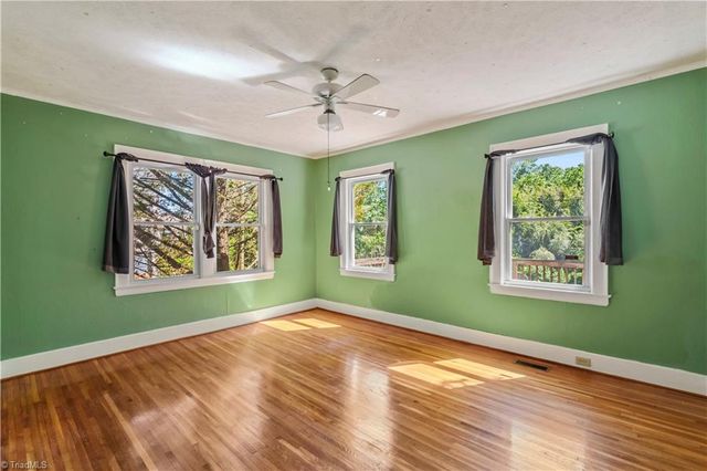 139 Lebanon Street, Mount Airy, NC 27030