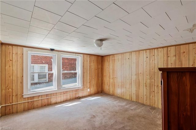 139 Lebanon Street, Mount Airy, NC 27030