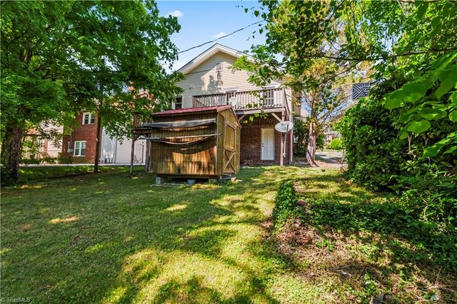 139 Lebanon Street, Mount Airy, NC 27030