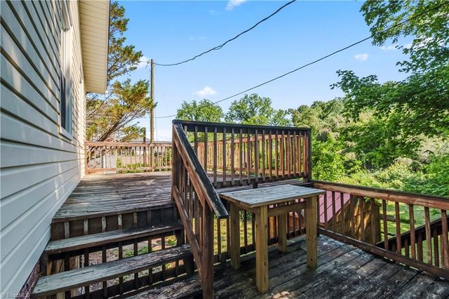 139 Lebanon Street, Mount Airy, NC 27030