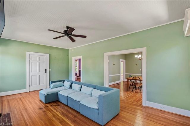 139 Lebanon Street, Mount Airy, NC 27030