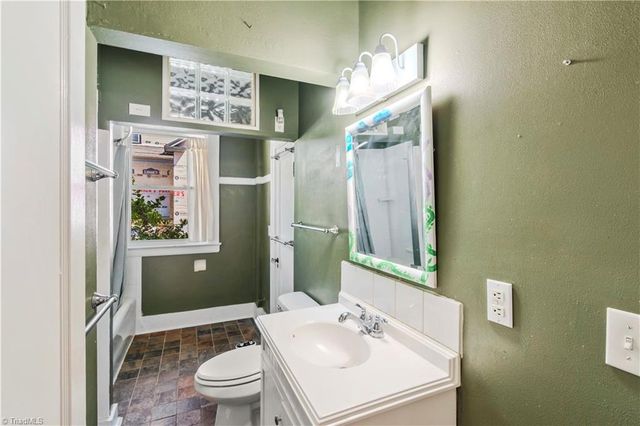 139 Lebanon Street, Mount Airy, NC 27030