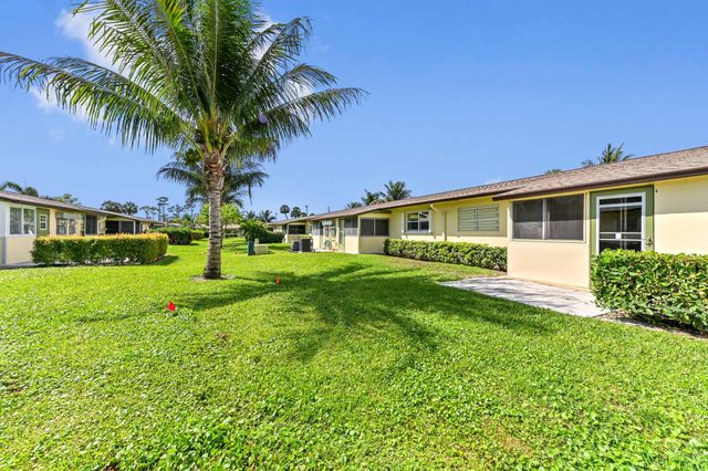 2915 Crosley Drive W Unit B, West Palm Beach, FL 33415