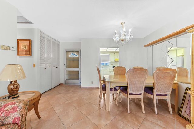 2915 Crosley Drive W Unit B, West Palm Beach, FL 33415