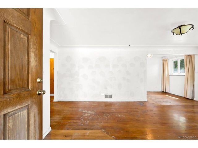 4628 Wyandot St, Denver, CO 80211