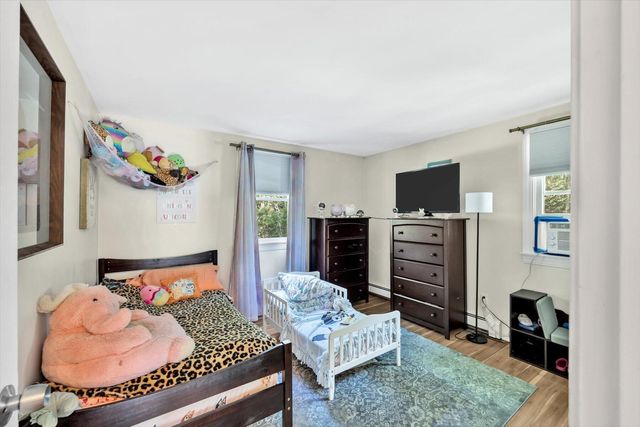 30 Patience Lane, Cotuit, MA 02635